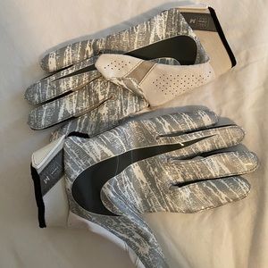 Nike football gloves